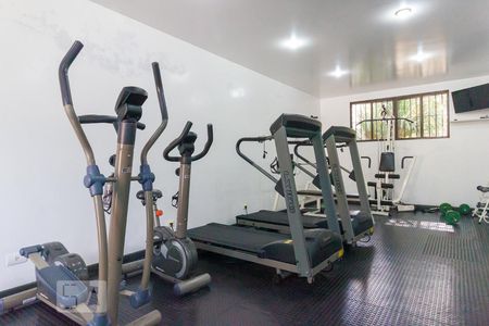 Apartamento à venda com 76m², 3 quartos e 2 vagas Apartamento à venda com 76m², 3 quartos e 2 vagasÁrea comum - Academia