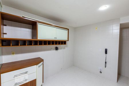 Apartamento à venda com 80m², 2 quartos e 2 vagasCozinha