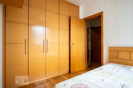 Apartamento à venda com 150m², 4 quartos e 3 vagasQuarto 3