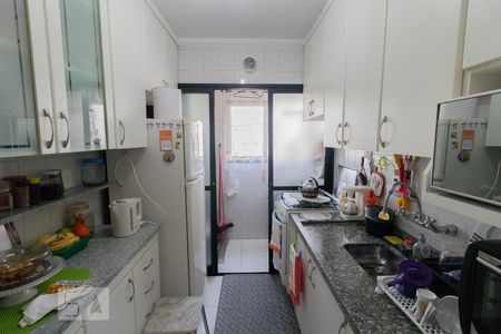 Apartamento à venda com 55m², 2 quartos e 1 vaga Apartamento à venda com 55m², 2 quartos e 1 vagaCozinha
