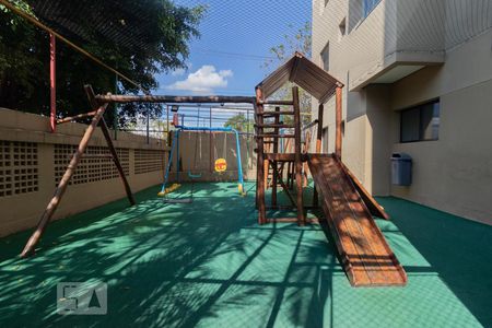 Apartamento à venda com 55m², 2 quartos e 1 vaga Apartamento à venda com 55m², 2 quartos e 1 vagaÁrea Comum - Playground