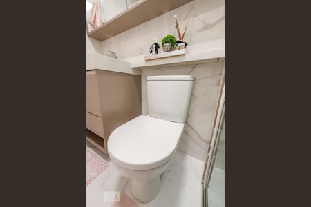 Apartamento à venda com 76m², 2 quartos e 2 vagasBanheiro da Suíte