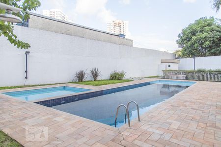 Apartamento à venda com 60m², 3 quartos e 2 vagasÁrea comum - Piscina