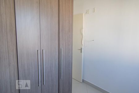 Apartamento à venda com 60m², 3 quartos e 2 vagasQuarto 2