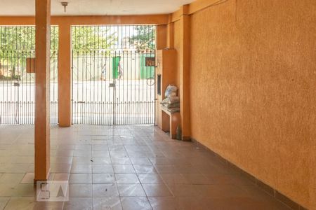 Vista da sala  de casa para alugar com 3 quartos, 121m² em Vila Cardoso Franco, São Paulo