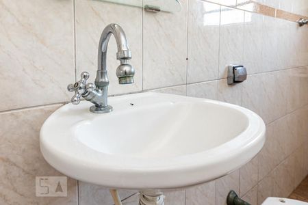 Casa para alugar com 121m², 3 quartos e 2 vagas Casa para alugar com 121m², 3 quartos e 2 vagasBanheiro suíte
