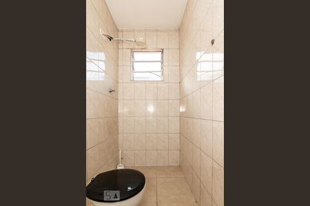 Casa para alugar com 121m², 3 quartos e 2 vagas Casa para alugar com 121m², 3 quartos e 2 vagasBanheiro