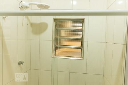 Casa à venda com 200m², 4 quartos e 4 vagas Casa à venda com 200m², 4 quartos e 4 vagasDetalhe do Banheiro Social - Box
