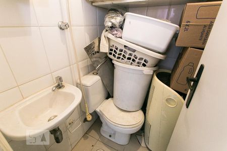 Apartamento à venda com 181m², 3 quartos e 2 vagasBanheiro de Serviço