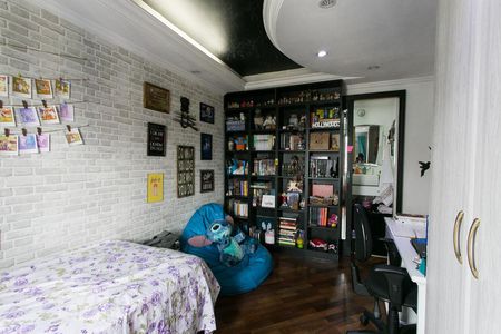 Apartamento à venda com 181m², 3 quartos e 2 vagasSuíte 2