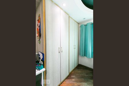 Apartamento à venda com 181m², 3 quartos e 2 vagasSuíte 2