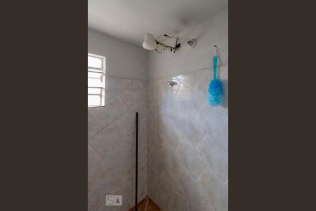 Casa à venda com 200m², 6 quartos e 4 vagasBanheiro