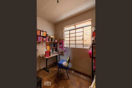 Casa à venda com 200m², 6 quartos e 4 vagasQuarto de Serviço