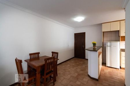 Sala de apartamento para alugar com 2 quartos, 60m² em Pinheiros, São Paulo
