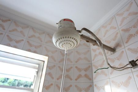 Casa à venda com 200m², 4 quartos e 1 vagaBanheiro - Chuveiro