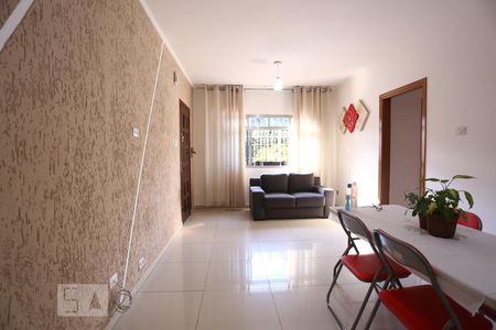 Casa à venda com 200m², 4 quartos e 1 vagaSala