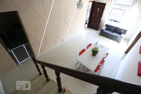 Casa à venda com 200m², 4 quartos e 1 vagaSala