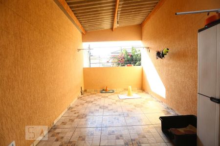 Casa à venda com 200m², 4 quartos e 1 vagaÁrea de Serviço