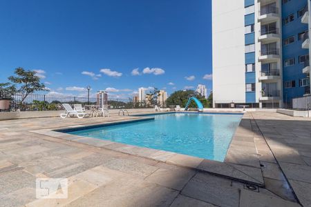 Apartamento à venda com 56m², 2 quartos e 1 vaga Apartamento à venda com 56m², 2 quartos e 1 vagaÁrea comum - Piscina