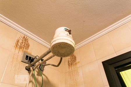 Casa à venda com 600m², 3 quartos e 7 vagasBanheiro da Garagem - Chuveiro