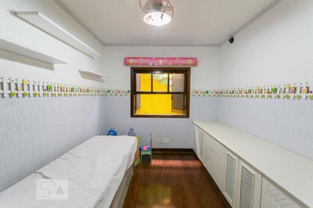 Casa à venda com 600m², 3 quartos e 7 vagasQuarto 1
