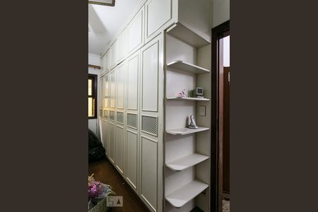 Casa à venda com 600m², 3 quartos e 7 vagasQuarto 2