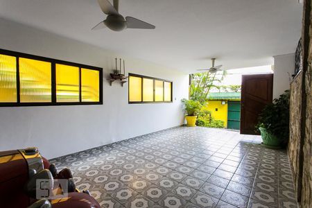 Casa à venda com 600m², 3 quartos e 7 vagasGaragem