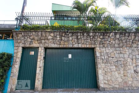 Casa à venda com 600m², 3 quartos e 7 vagasFachada