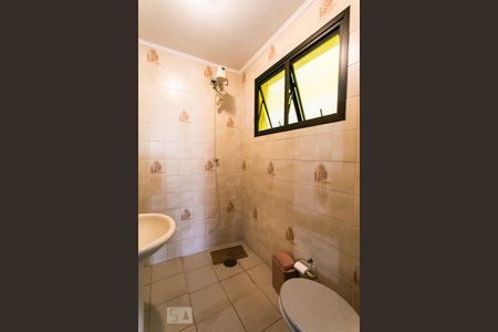 Casa à venda com 600m², 3 quartos e 7 vagasBanheiro da Garagem