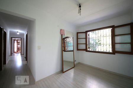 Casa à venda com 206m², 4 quartos e 6 vagasSala