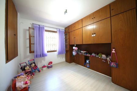 Casa à venda com 206m², 4 quartos e 6 vagasQuarto 2