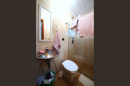 Casa à venda com 206m², 4 quartos e 6 vagasSuíte 2 - Banheiro