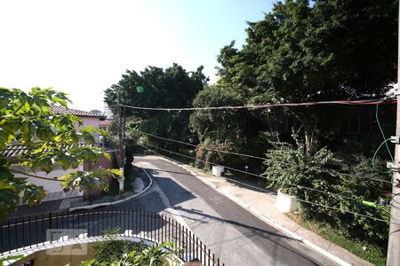 Casa à venda com 206m², 4 quartos e 6 vagasVista