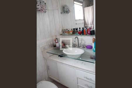 Apartamento à venda com 76m², 3 quartos e 1 vagaBanheiro do Quarto 2