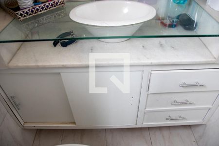 Apartamento à venda com 76m², 3 quartos e 1 vagaBanheiro do Quarto 2