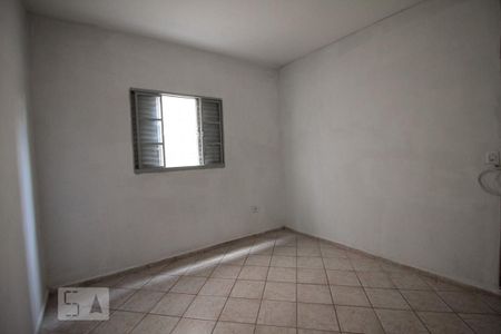 Quarto 2 de casa para alugar com 2 quartos, 75m² em Vila Carbone, São Paulo