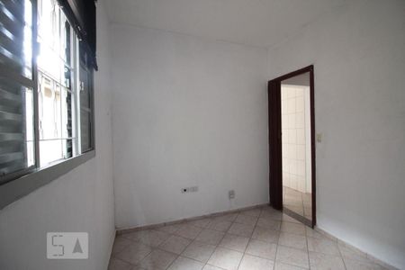 Quarto 1 de casa para alugar com 2 quartos, 75m² em Vila Carbone, São Paulo