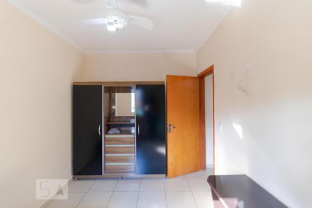 Apartamento à venda com 30m², 1 quarto e 2 vagas Apartamento à venda com 30m², 1 quarto e 2 vagasSuíte