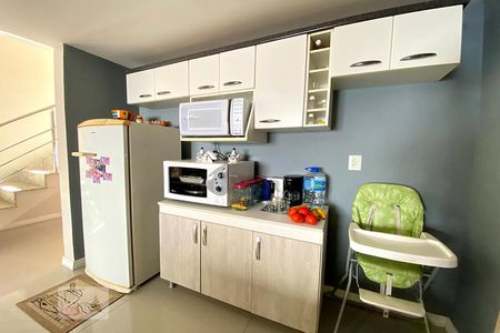Casa à venda com 164m², 3 quartos e 2 vagas Casa à venda com 164m², 3 quartos e 2 vagasCozinha