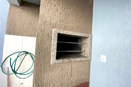 Casa à venda com 164m², 3 quartos e 2 vagas Casa à venda com 164m², 3 quartos e 2 vagasEspaço Gourmet