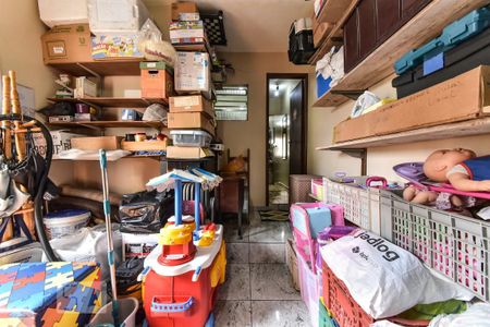 Casa à venda com 156m², 5 quartos e 2 vagas Casa à venda com 156m², 5 quartos e 2 vagasQuarto 3