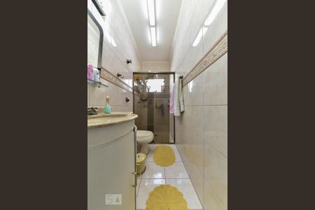 Casa à venda com 156m², 5 quartos e 2 vagas Casa à venda com 156m², 5 quartos e 2 vagasBanheiro Social