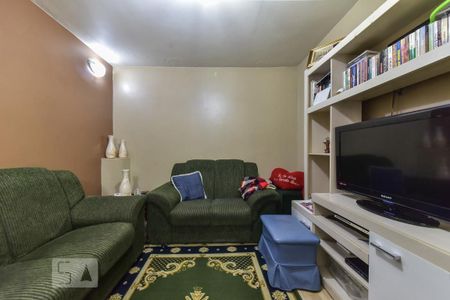 Casa à venda com 156m², 5 quartos e 2 vagas Casa à venda com 156m², 5 quartos e 2 vagasSala - Casa 2