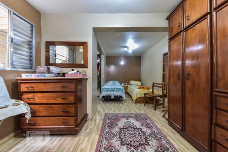 Casa à venda com 156m², 5 quartos e 2 vagas Casa à venda com 156m², 5 quartos e 2 vagasSuíte - Casa 2