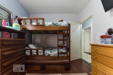 Casa à venda com 156m², 5 quartos e 2 vagas Casa à venda com 156m², 5 quartos e 2 vagasQuarto 2