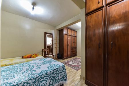 Casa à venda com 156m², 5 quartos e 2 vagas Casa à venda com 156m², 5 quartos e 2 vagasSuíte - Casa 2