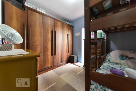 Casa à venda com 156m², 5 quartos e 2 vagas Casa à venda com 156m², 5 quartos e 2 vagasQuarto 2