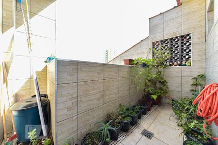 Casa à venda com 156m², 5 quartos e 2 vagas Casa à venda com 156m², 5 quartos e 2 vagasQuintal - Piso Superior