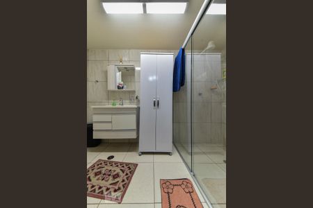 Casa à venda com 156m², 5 quartos e 2 vagas Casa à venda com 156m², 5 quartos e 2 vagasBanheiro da Suíte - Casa 2