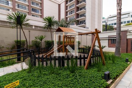 Apartamento à venda com 168m², 4 quartos e 3 vagas Apartamento à venda com 168m², 4 quartos e 3 vagasÁrea comum - Playground 2